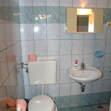 بيت ضيافة Sobe Bozica 3*