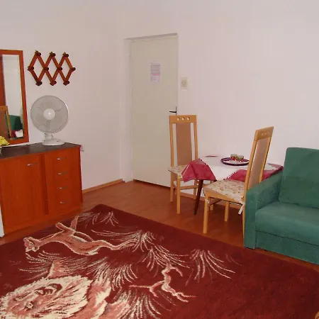 Casa de hóspedes Sobe Bozica Krk Town