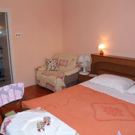 Casa de hóspedes Sobe Bozica